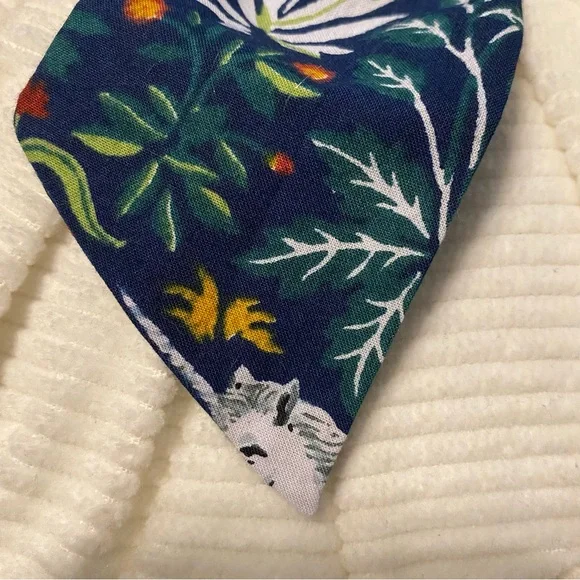 Printfresh Unicorn Garden Sleep Mask and Scrunchie Set - Picture 10 of 12